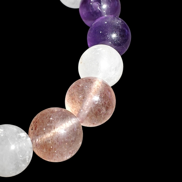 Amethyst, Strawberry Quartz, White Quartz Bracelet Natural Stones 8mm Stretches - Picture 5 of 7